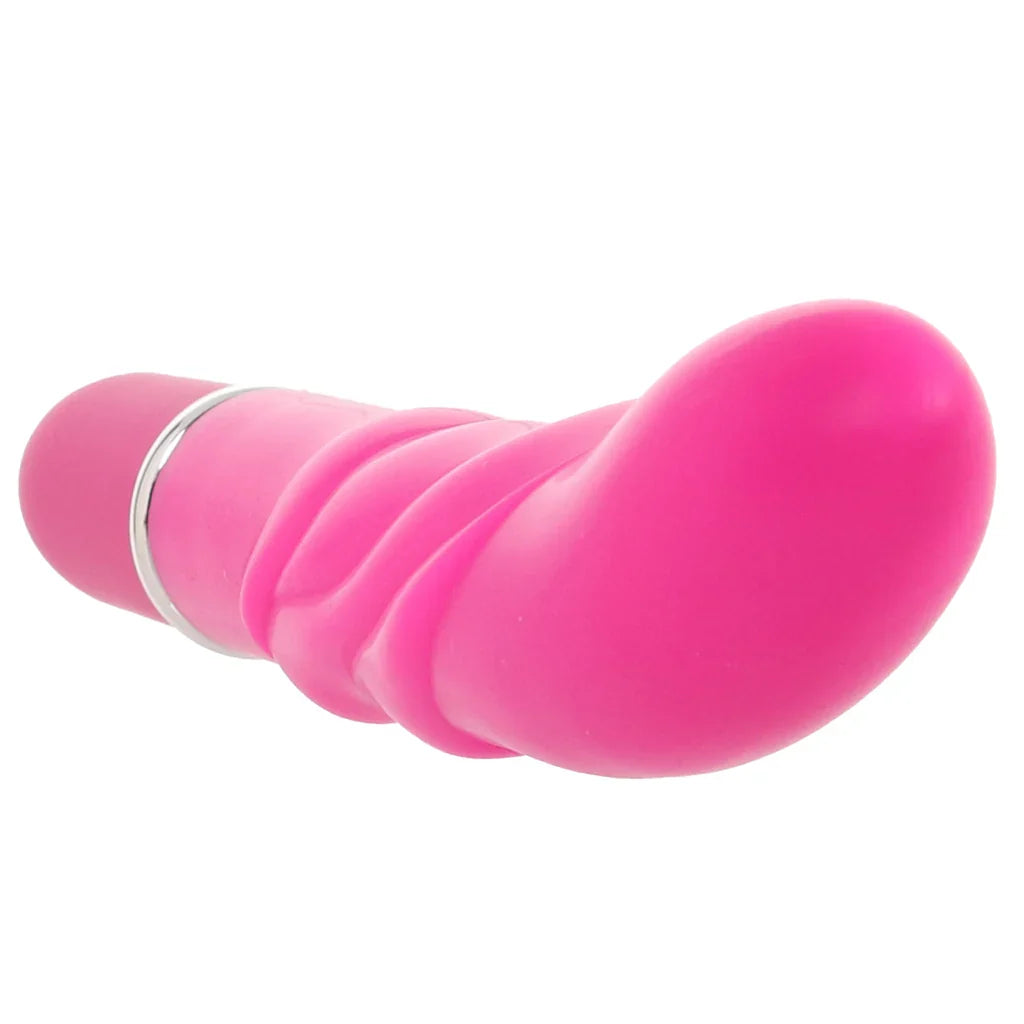 Lia "G" Bliss 10 Function Vibe in Pink – Edmonton adult shop – in use view