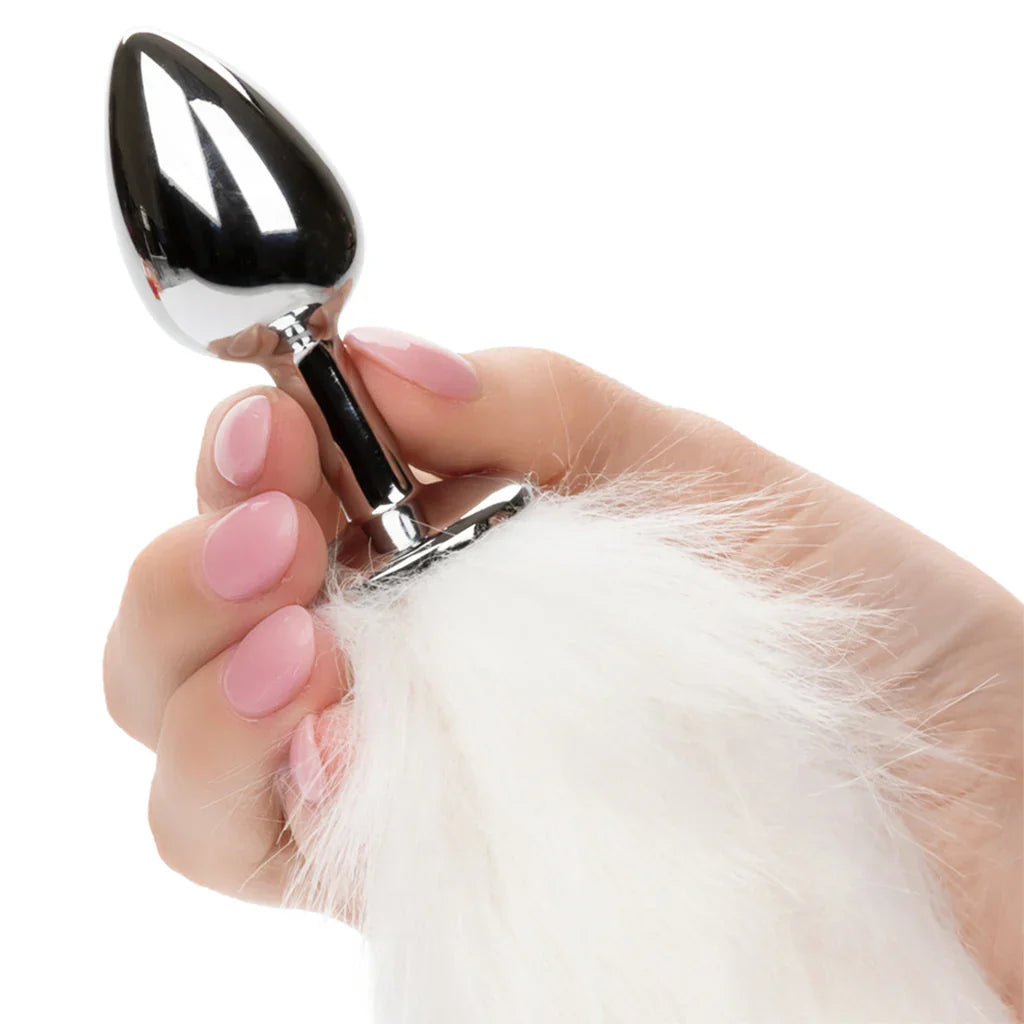 Running Wild White Tail Plug Edmonton – product detail