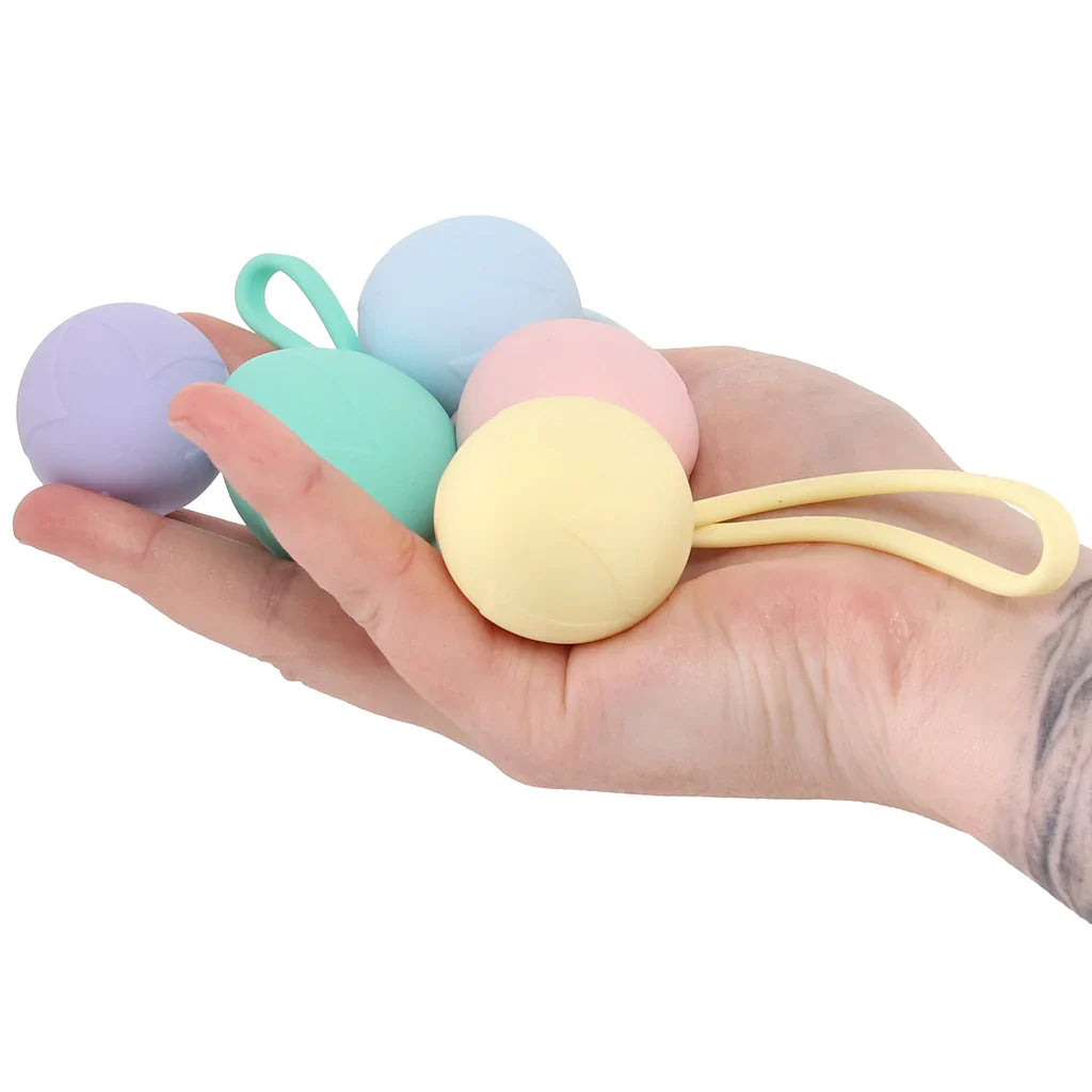 Loveline Pelvifit Berry Kegel Kit – Heaven Boutique Edmonton – additional angle